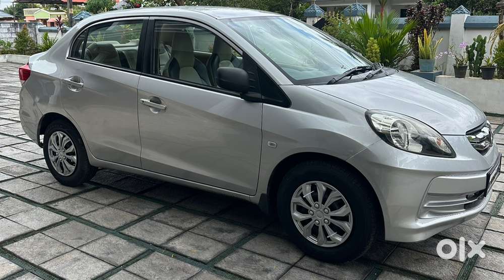 Honda Amaze Petrol 2014