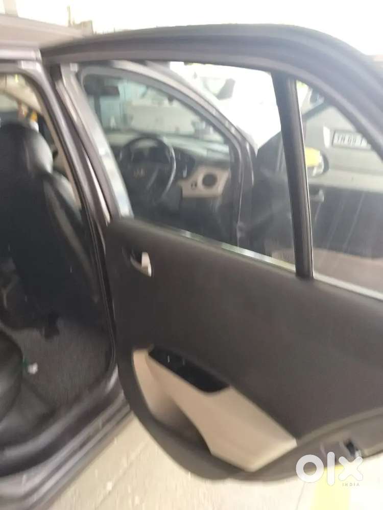 Hyundai Grand I10 Petrol Manual 2014