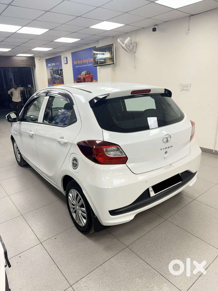 Tata Tiago 1.2 Revotron Xt (o), 2021, Petrol