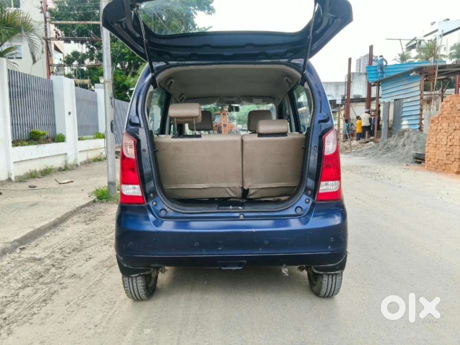 Maruti Suzuki Wagon R Vxi Amt1.2, 2017, Petrol