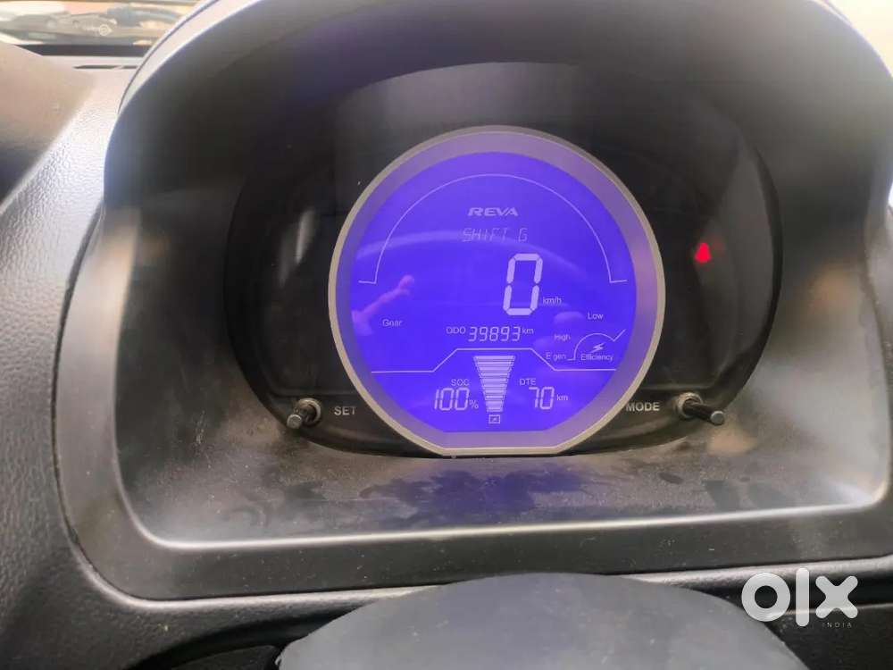 Mahindra E2o T2 2014