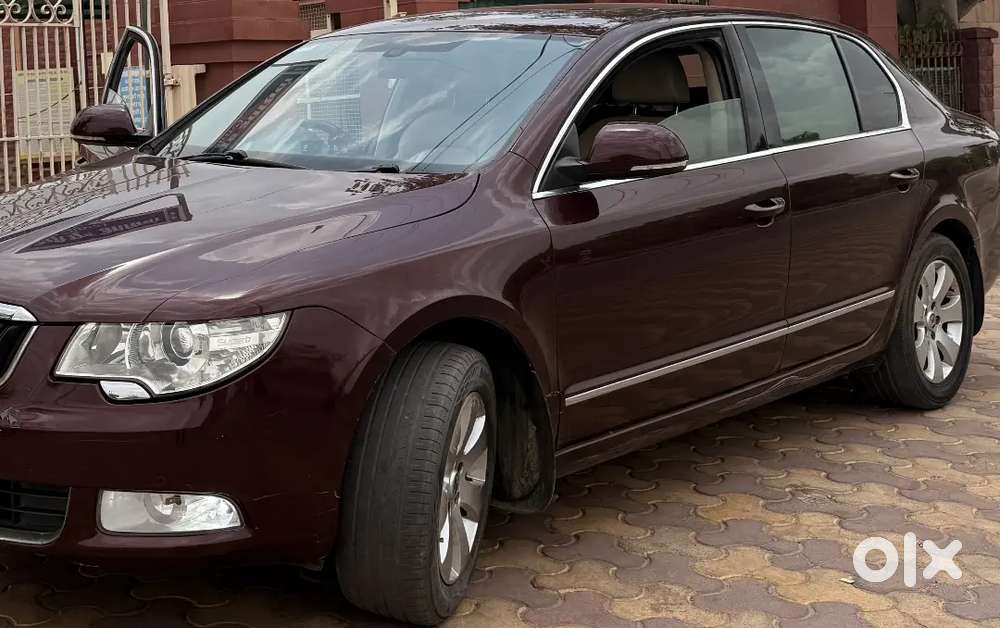 Skoda Superb Ambition 2012 Diesel
