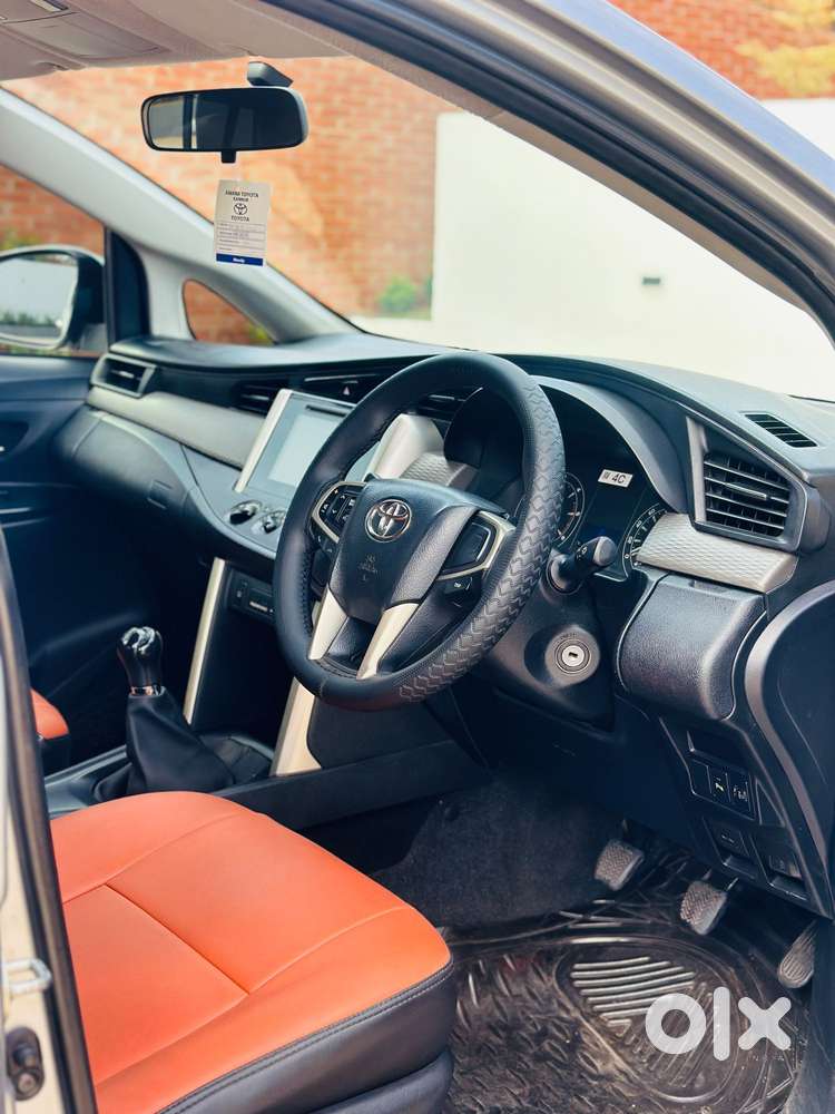 Toyota Innova Crysta 2.4 G Plus Mt 7 Str, 2019, Diesel