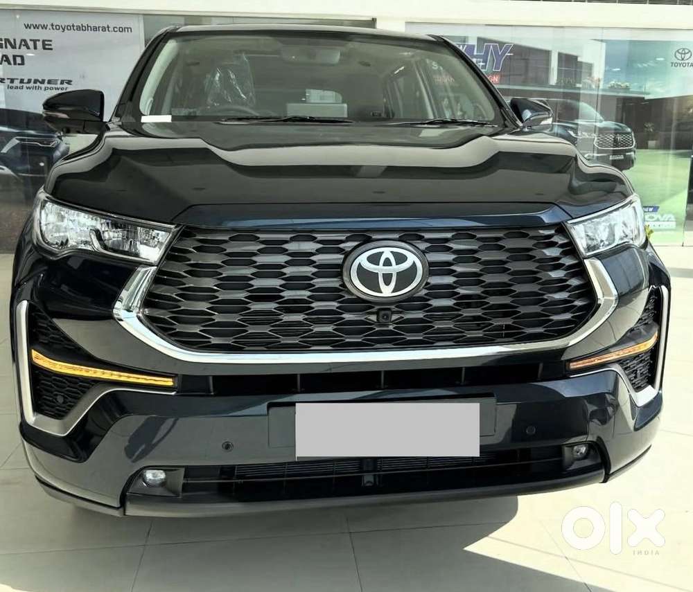 Toyota Innova Hycross Zx(o), 2026, Petrol