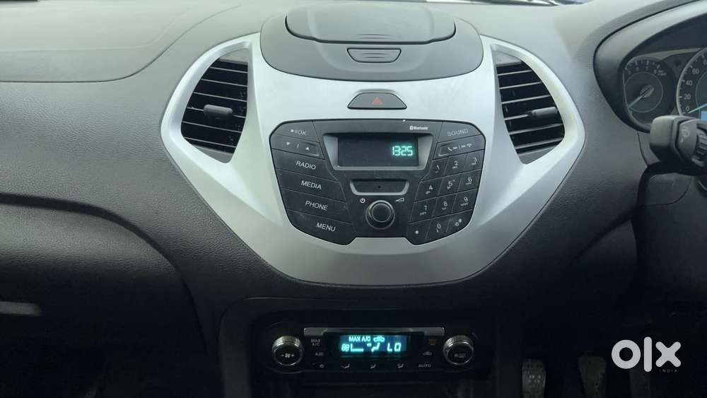 Ford Figo 2012-2015 Petrol Titanium, 2016, Petrol