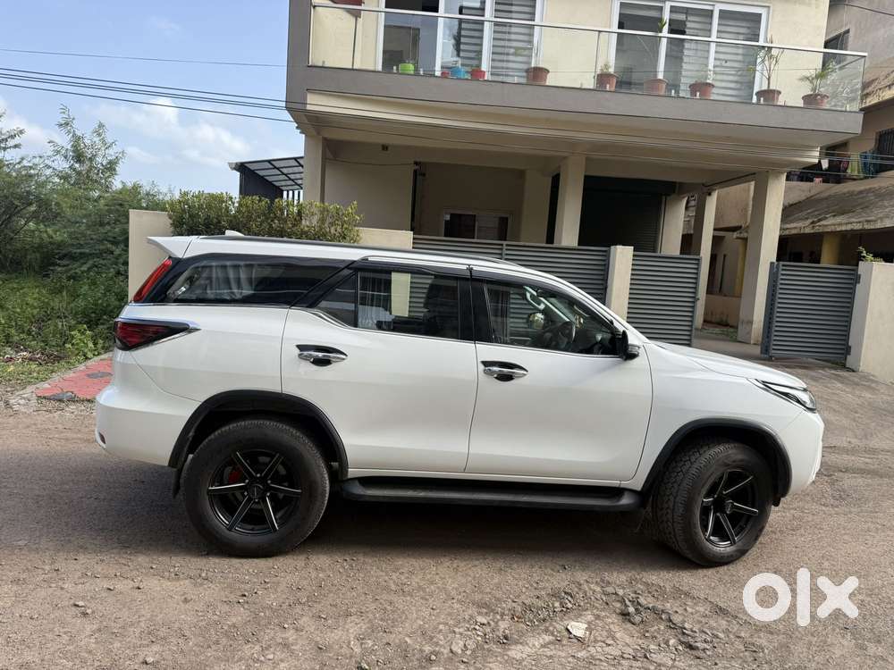 Toyota Fortuner 2.5 4x2 At Trd Sportivo, 2017, Diesel