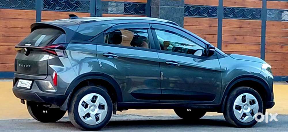 Tata Nexon Pure 1.2 S Revotron Petrol 6 Mt, 2026, Petrol