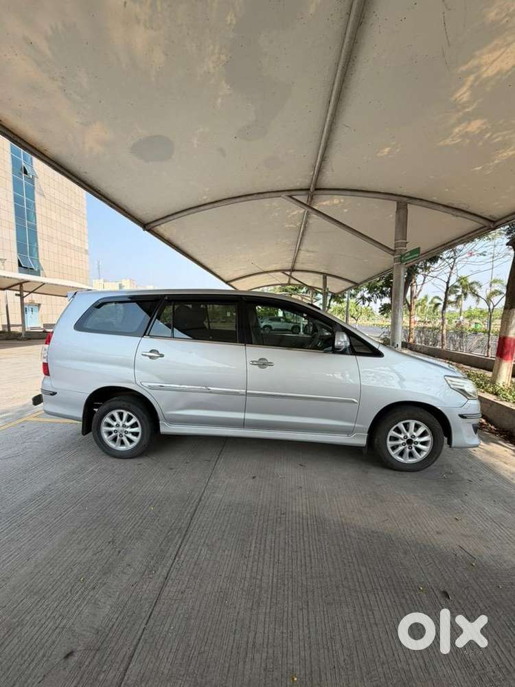 Toyota Innova 2013 Diesel Well Maintained