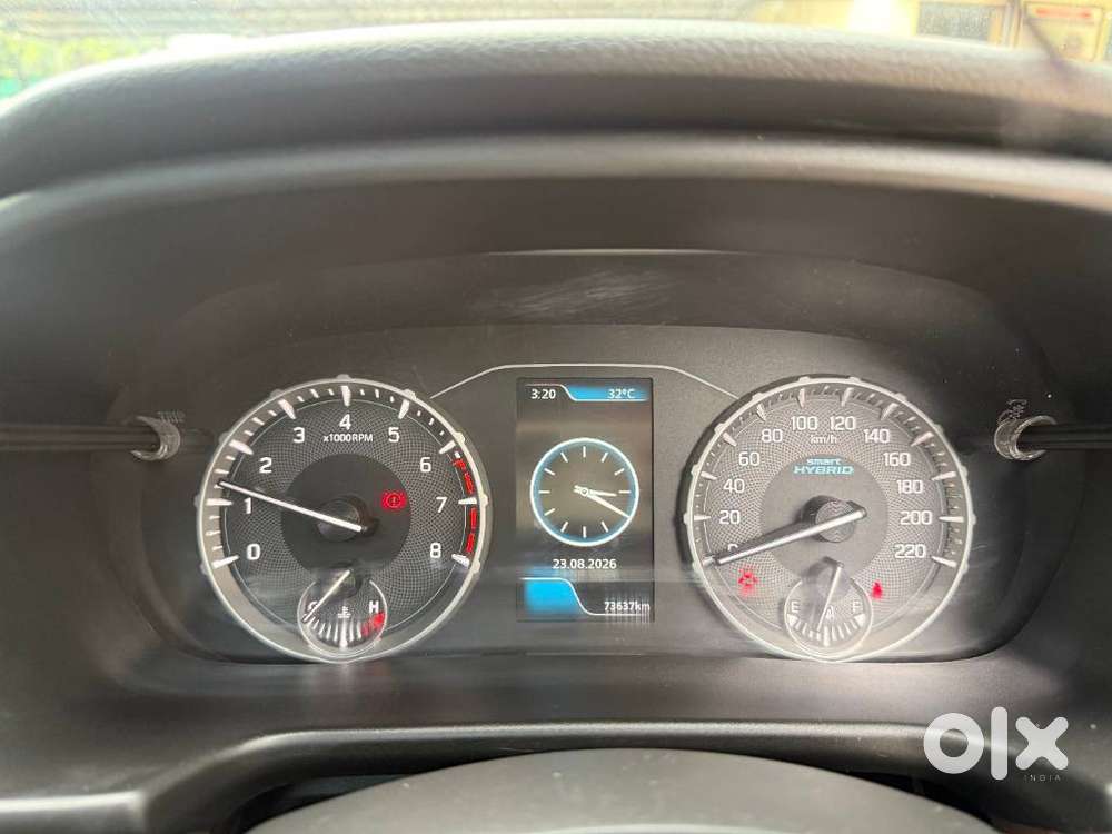 Maruti Suzuki Brezza 1.5 Zxi At Smart Hybrid, 2022, Petrol