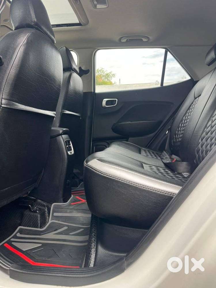 Hyundai Venue 1.0 Sx (o) Turbo Dct, 2019, Petrol