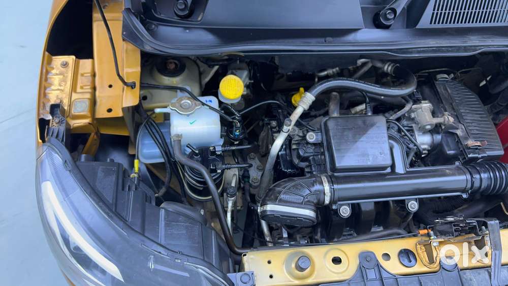 Renault Triber Rxz Easy-r Amt, 2020, Petrol
