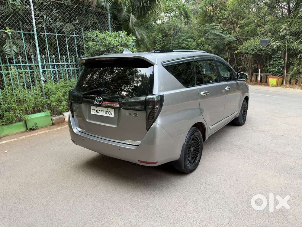 Toyota Innova Crysta 2.4 G Mt 8s, 2017, Diesel