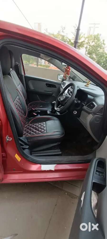 Tata Altroz 1.2 Petrol Manual 2020