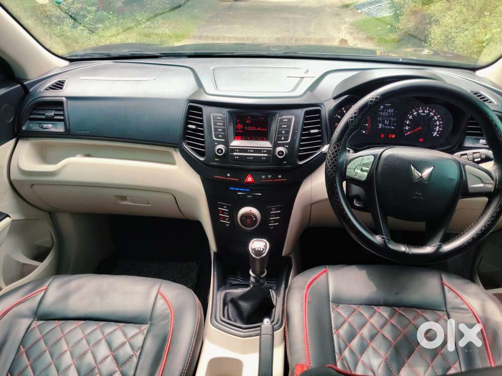 Mahindra Xuv300 W6, 2023, Cng & Hybrids