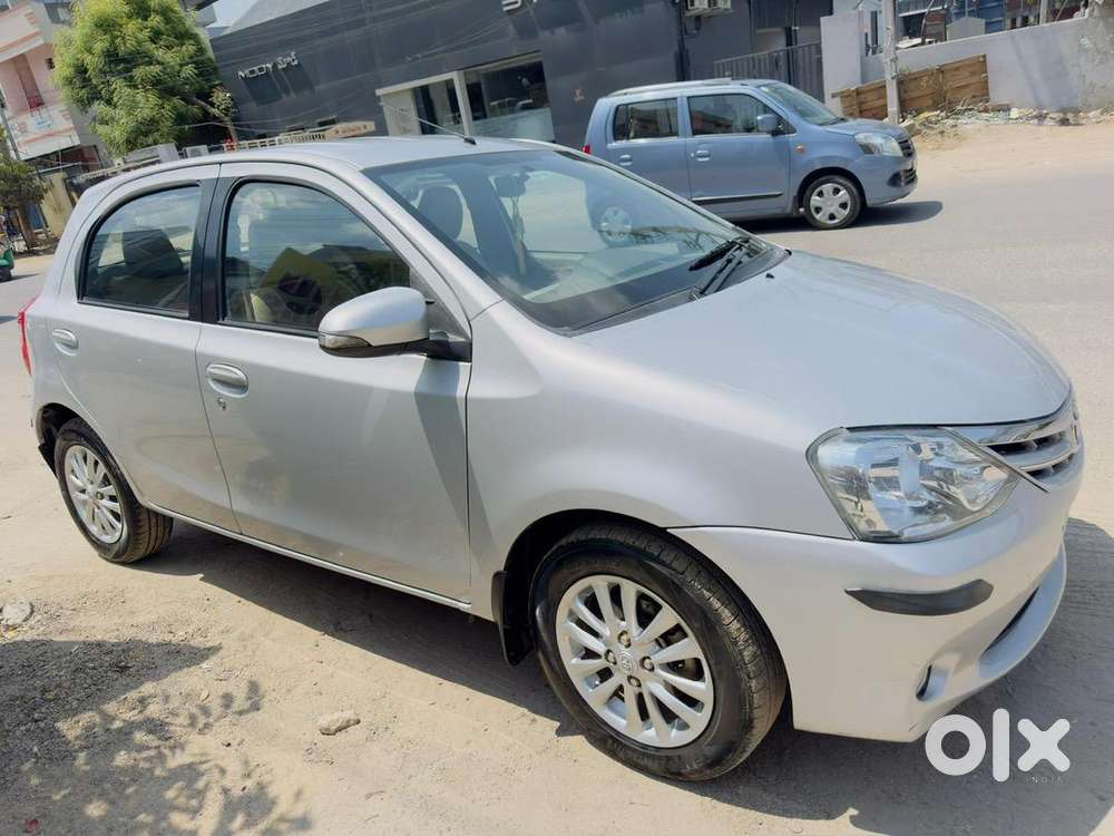 Toyota Etios Liva 2015 Diesel Well Maintained