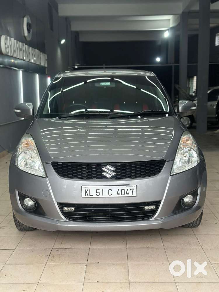 Maruti Suzuki Swift Vxi Glory Limited Edition, 2012, Petrol