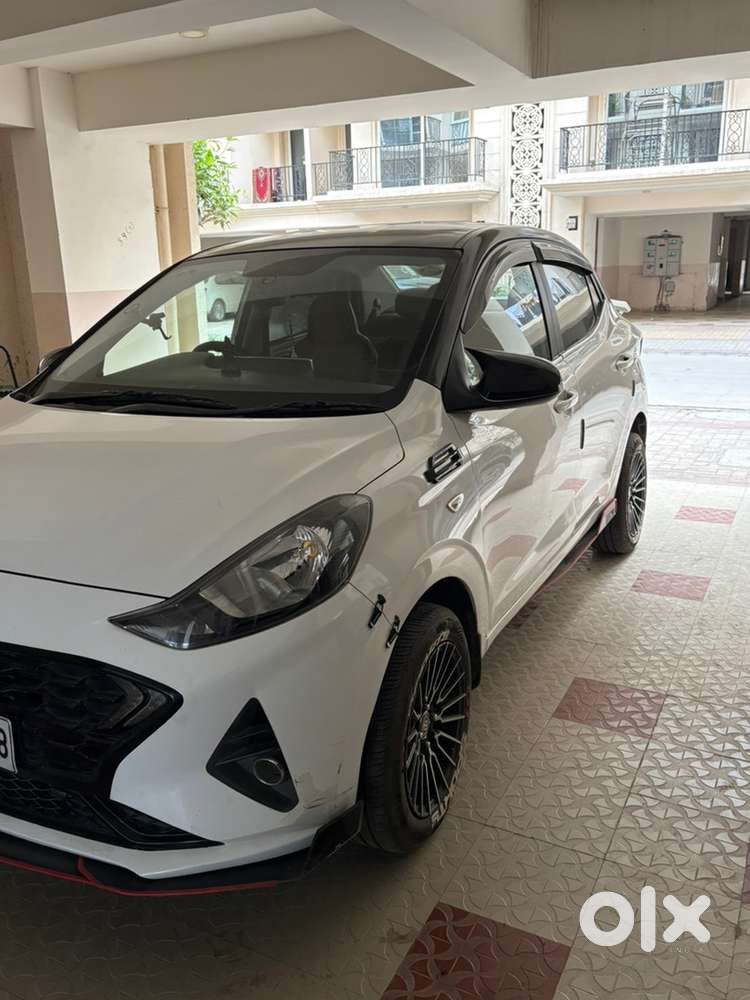 Hyundai Aura 1.2 Mt Cng + Petrol