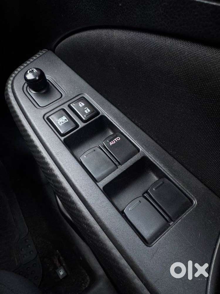 Maruti Suzuki Swift Amt Vxi, 2018, Petrol