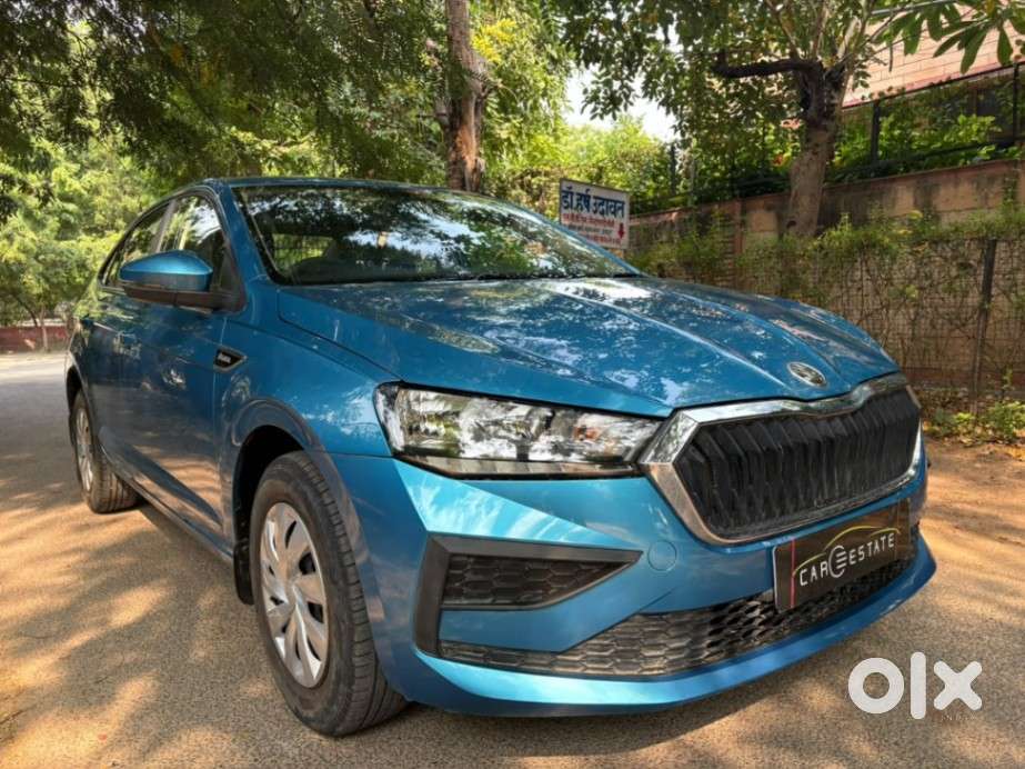 Skoda Slavia 1.0 Active Tsi, 2022, Petrol