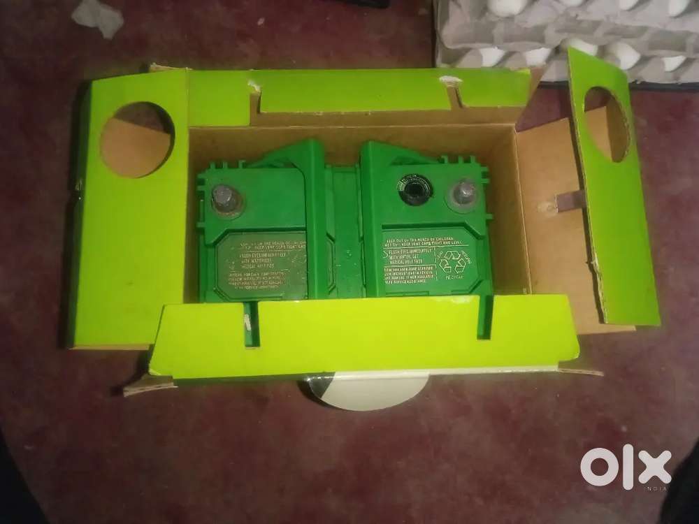 Car Amaron Batter Is For Sale