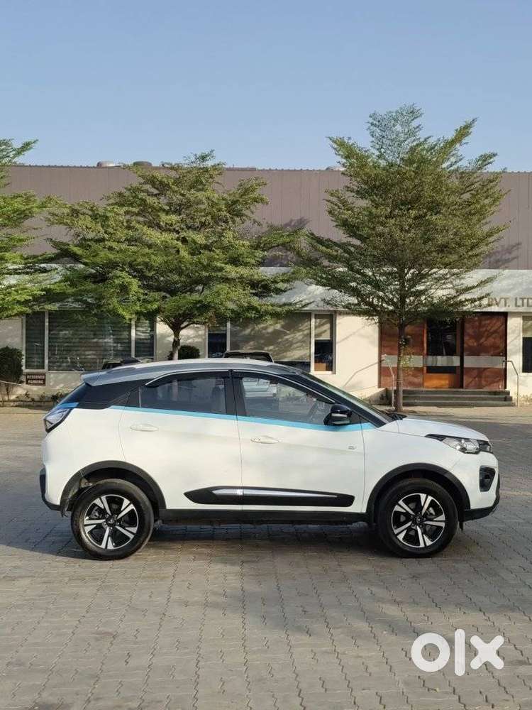 Tata Nexon Ev Xz Plus, 2022, Electric