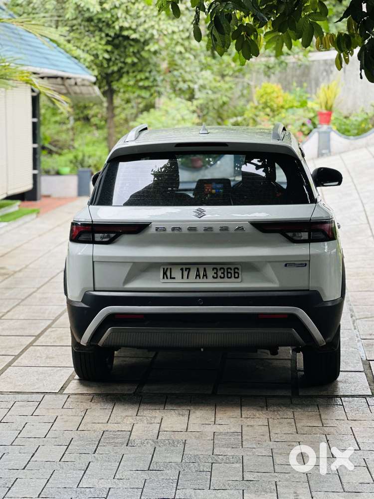 Maruti Suzuki Vitara Brezza 1.5 Vxi, 2025, Cng & Hybrids