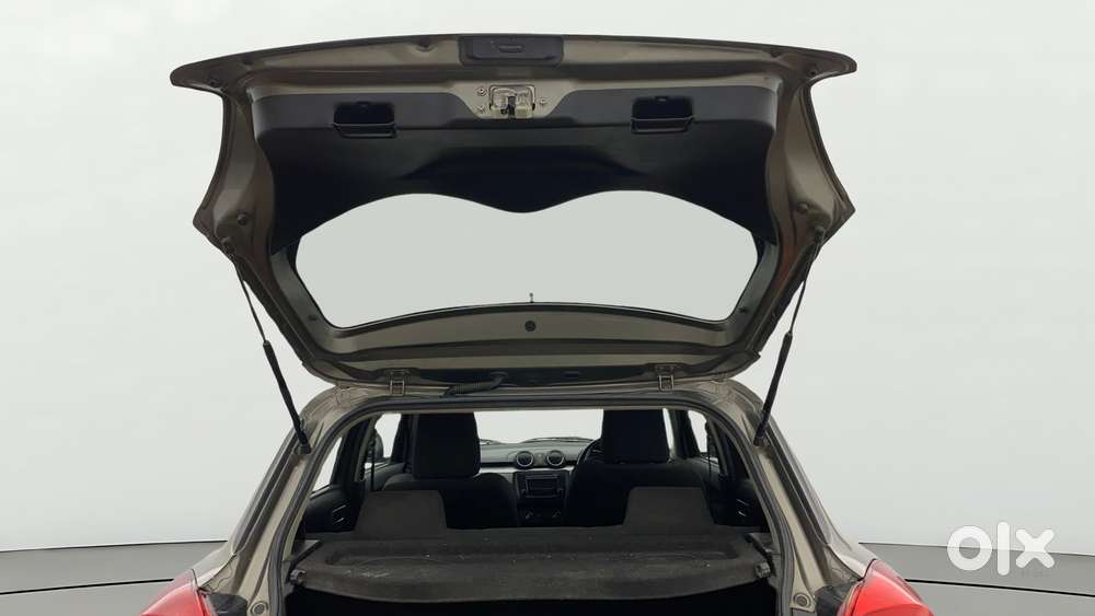 Maruti Suzuki Swift Amt Vxi, 2018, Petrol