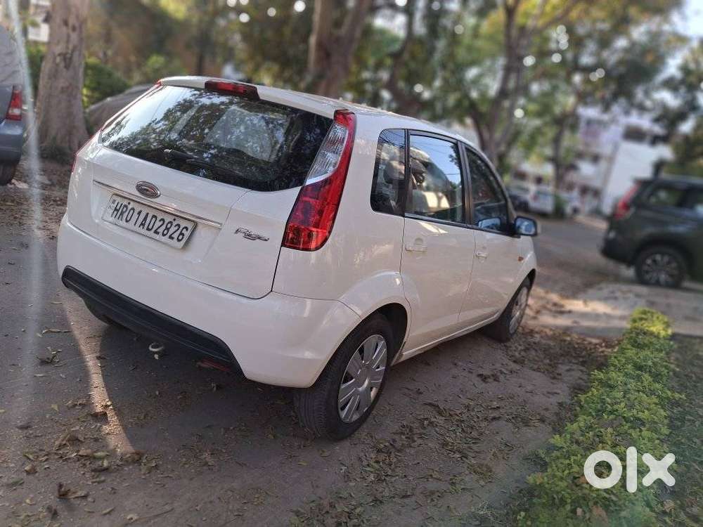 Ford Figo 1.2 Duratec Petrol Zxi, 2011, Petrol