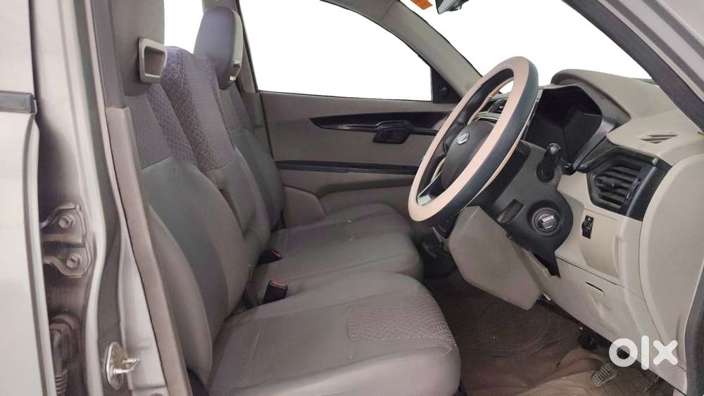 Mahindra Kuv 100 2016-2017 Mfalcon D75 K4, 2016, Diesel