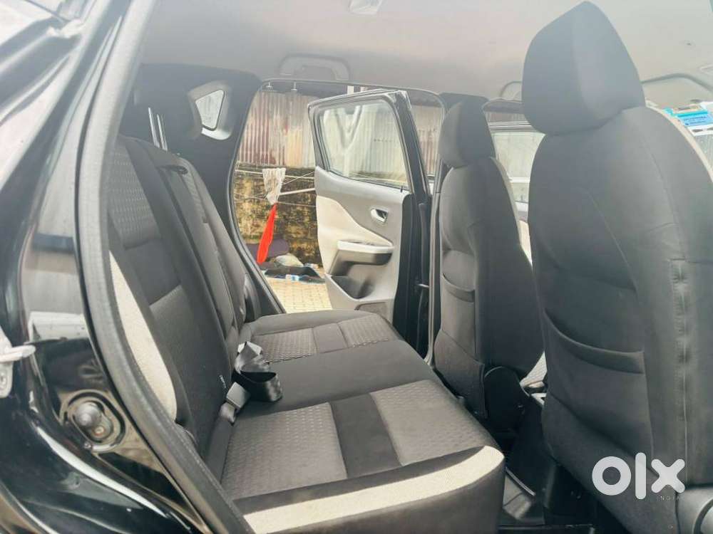 Nissan Magnite 1.0 Xv Turbo Cvt, 2022, Petrol