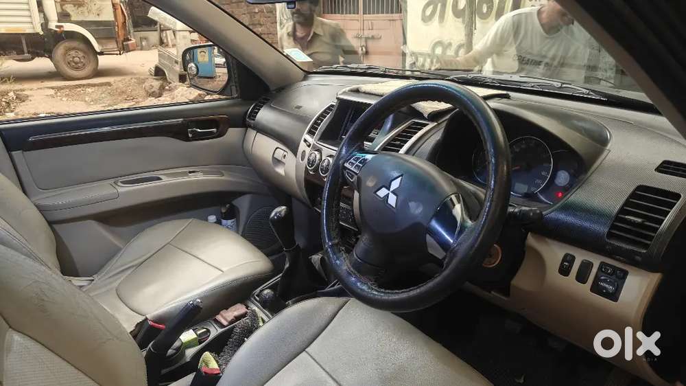 Mitsubishi Pajero Sport 2013 Diesel Well Maintained