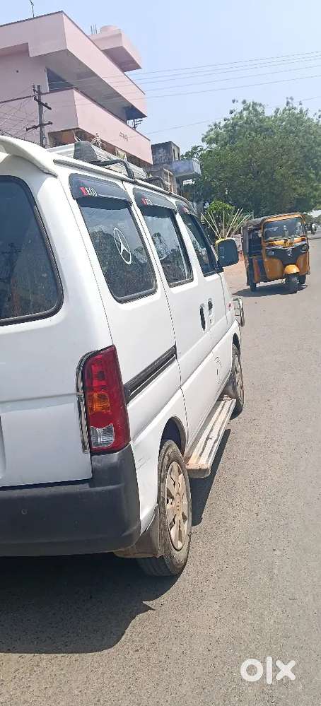 Maruti Suzuki Eeco 2024 Petrol Well Maintained