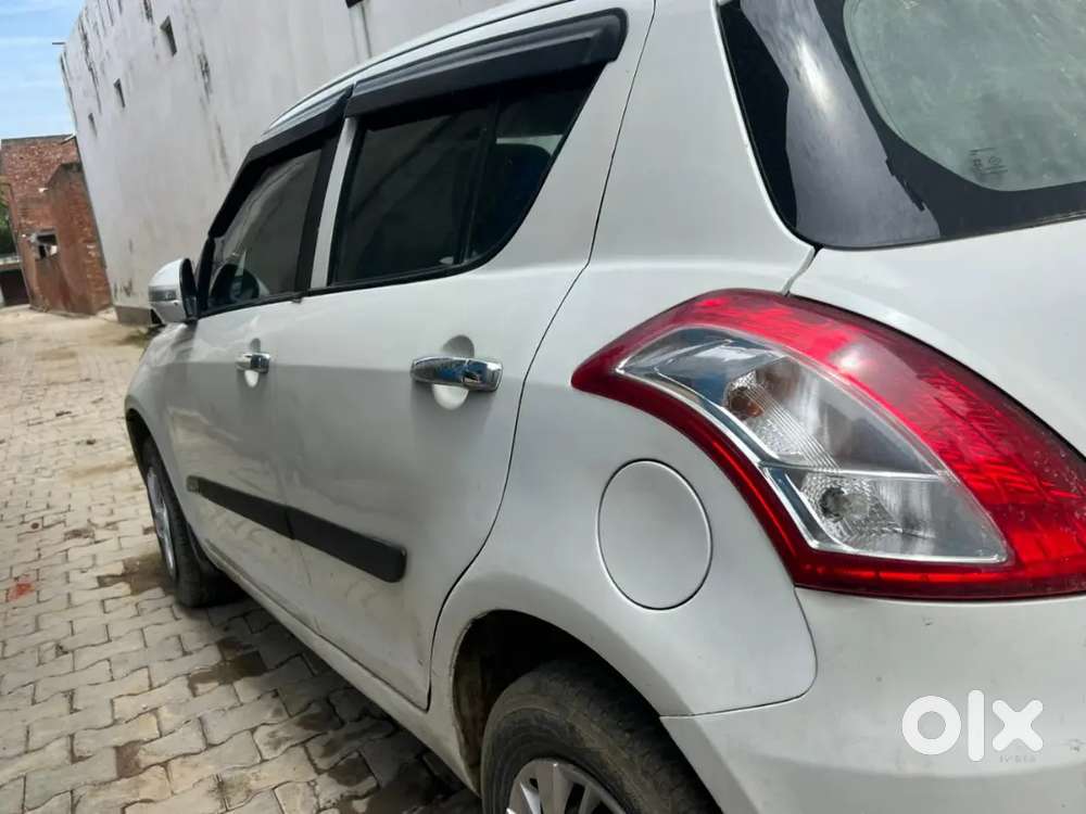Maruti Suzuki Swift 2016 Petrol 94200 Km Driven