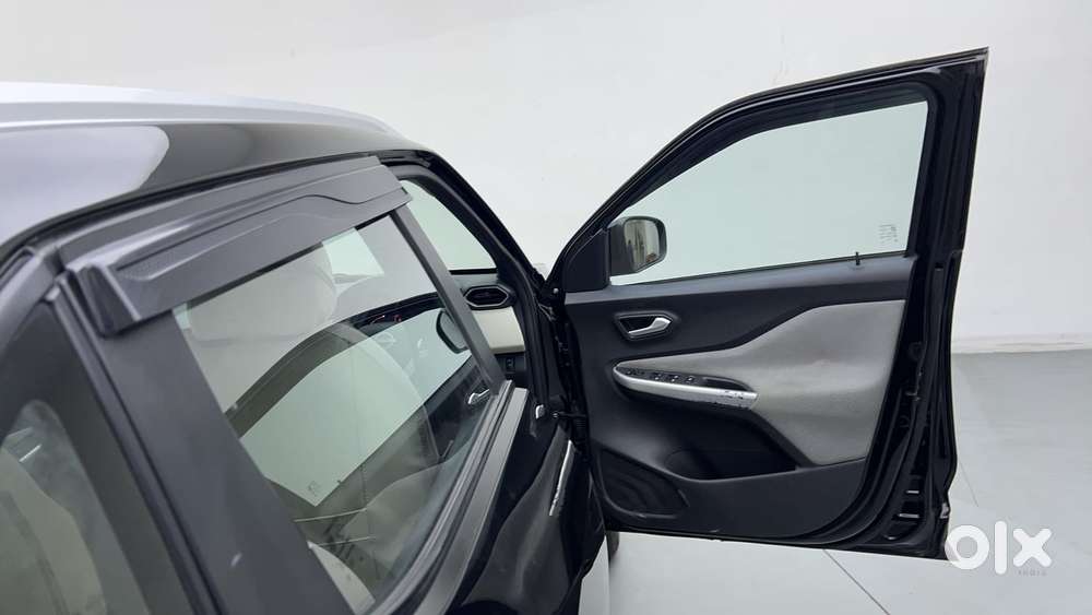 Nissan Magnite Xv Turbo, 2021, Petrol