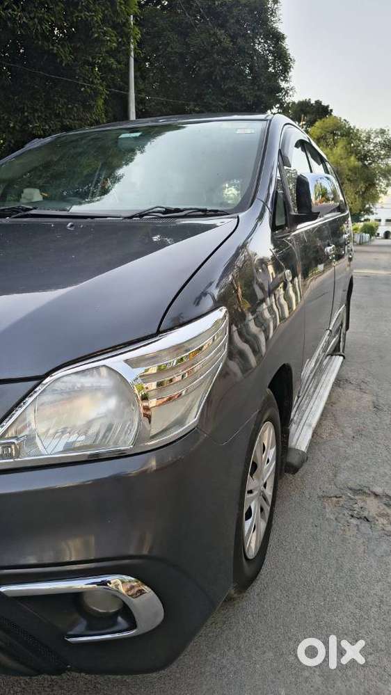 Toyota Innova 2012-2013 2.5 G (diesel) 8 Seater, 2015, Diesel