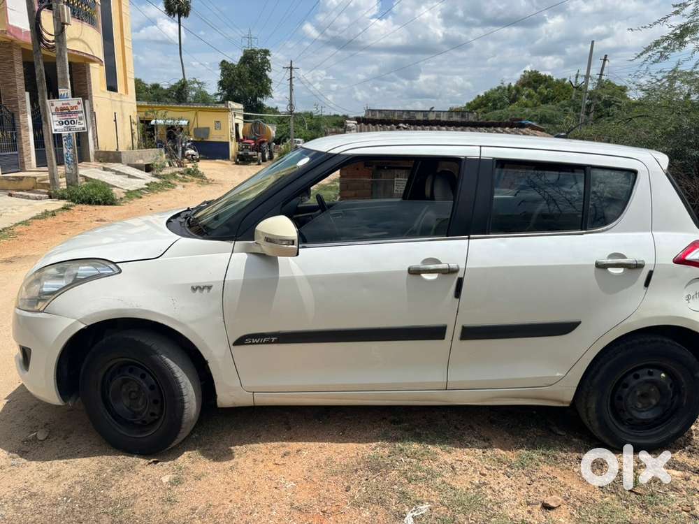 Maruti Swift Petrol 2012