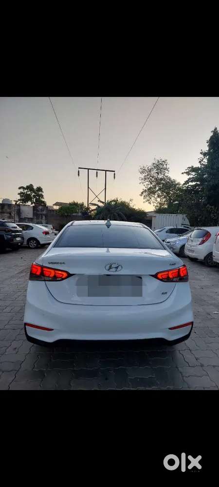 Hyundai Verna 2017
