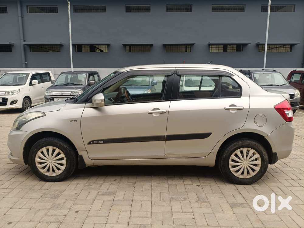 Maruti Suzuki Swift Dzire 1.2 Vxi Bsiv, 2015, Petrol