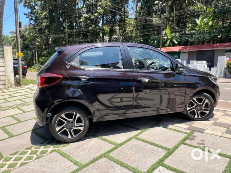 Tata Tiago Xza Plus, 2023, Petrol