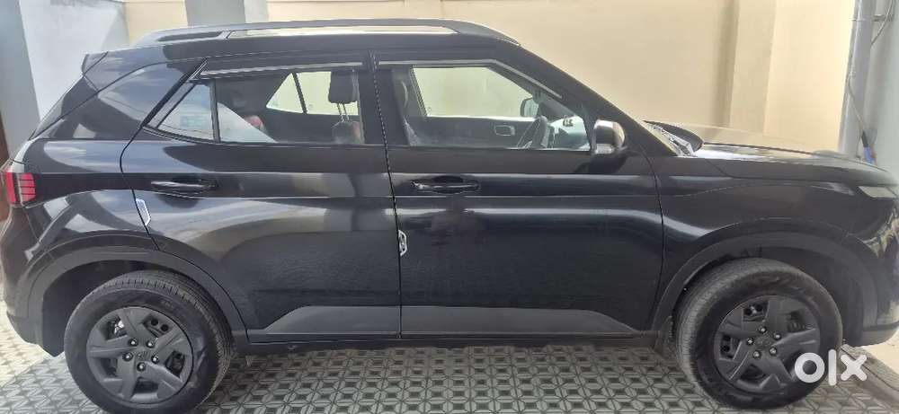 Hyundai Venue Plus Petrol Manual 2024