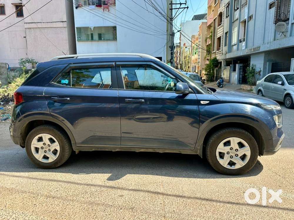 Dr. Driven Hyundai Venue 2019