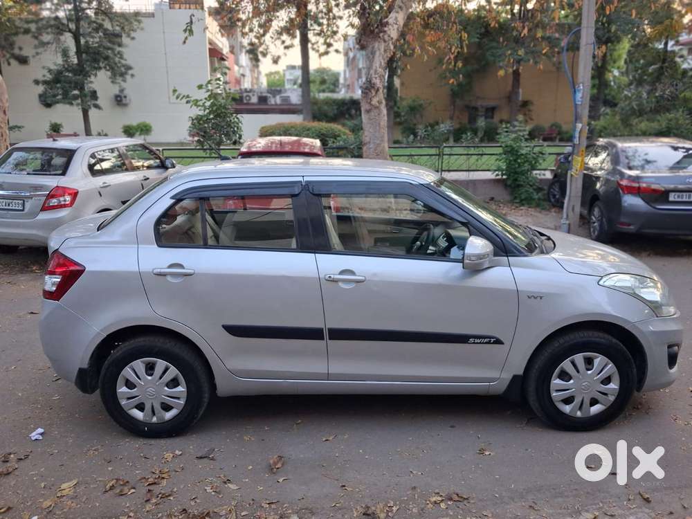 Maruti Suzuki Swift Dzire 1.2 Vxi Bsiv, 2013, Petrol