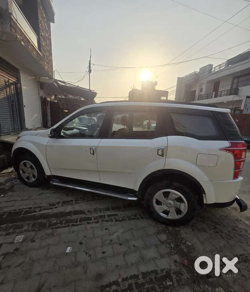Mahindra Xuv500 W6 2017