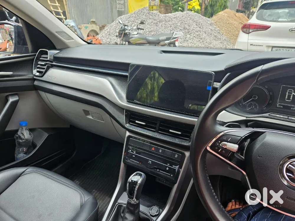 Skoda Kushaq Sportline 1.0 At Deep Black Colour 2024