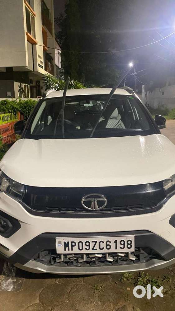 Tata Nexon Only 25000 Km Run Petrol Manual 2022 Year, Premiun Seat