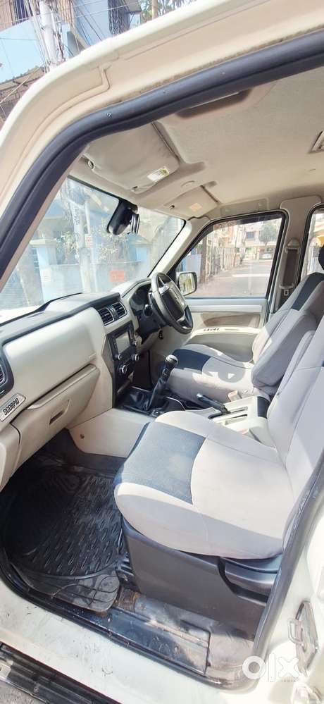 Mahindra Scorpio S10, 2016, Diesel