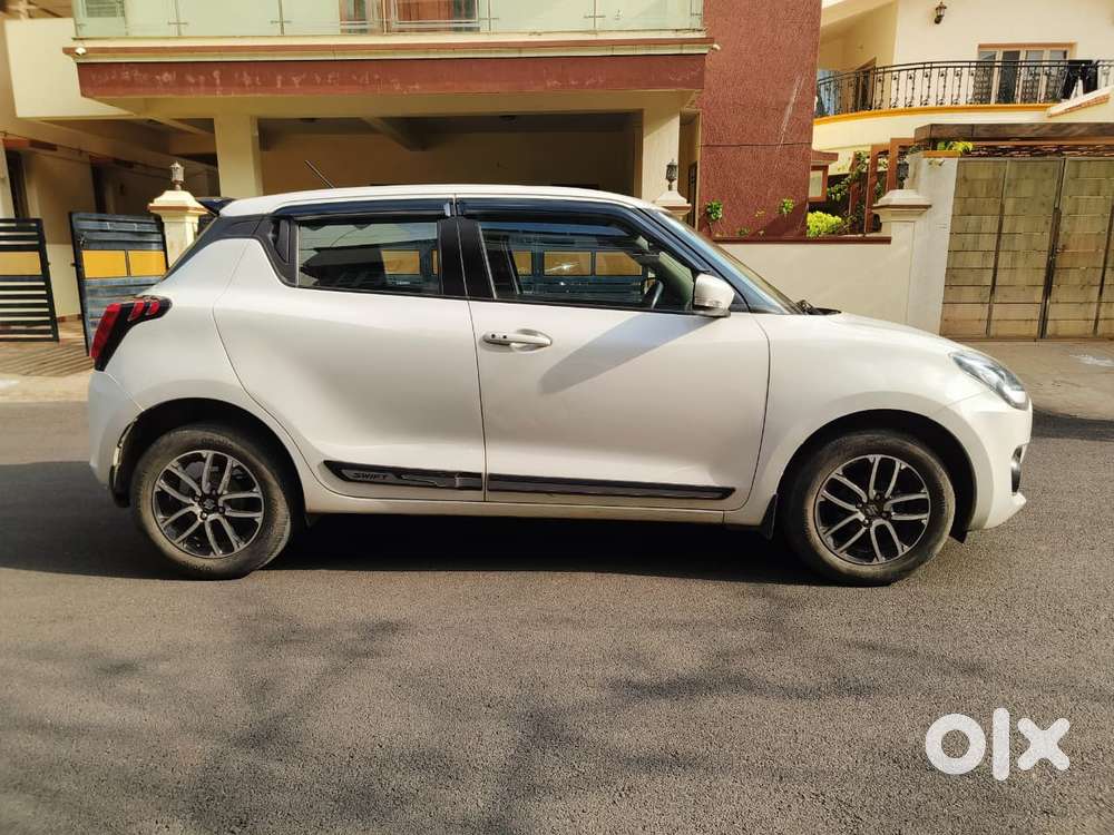 Maruti Suzuki Swift 2018 Zxi Plus, 2020, Petrol