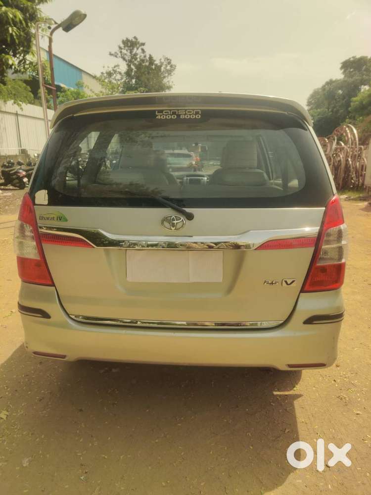 Toyota - Innova