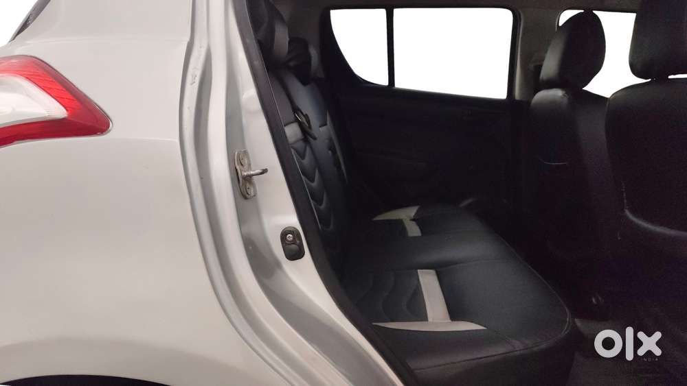 Maruti Suzuki Swift Lxi, 2016, Petrol