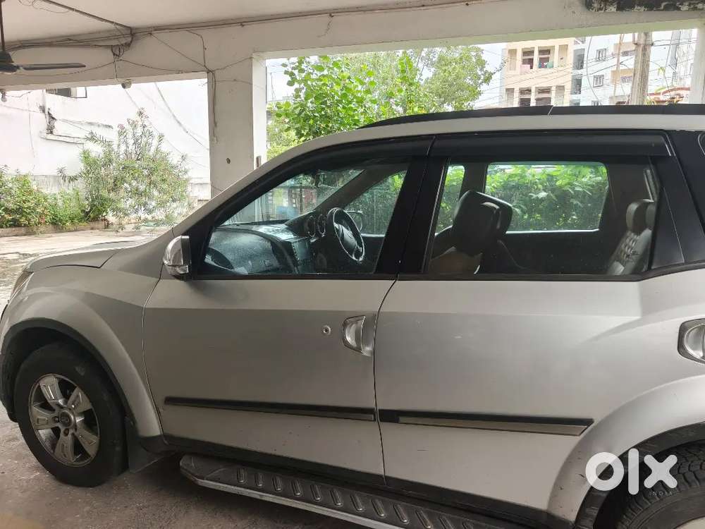 Mahindra Xuv500 Diesel 2012 Car